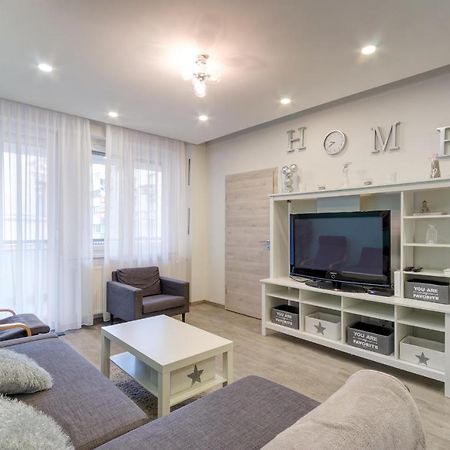 Victor Hugo Apartment บูดาเปสต์ ภายนอก รูปภาพ