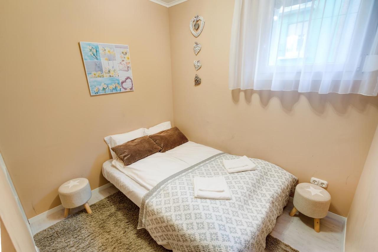 Victor Hugo Apartment บูดาเปสต์ ภายนอก รูปภาพ
